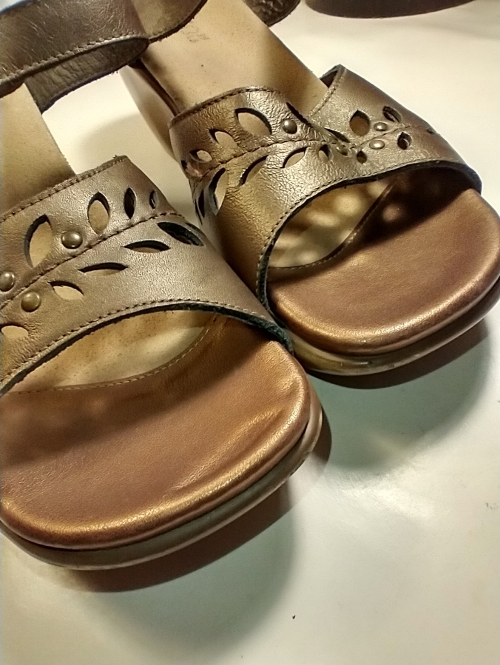 Naot Casual Slip On Two Strap Wedge Slide Sandals Women's sz 8(39). - Picture 11 of 12